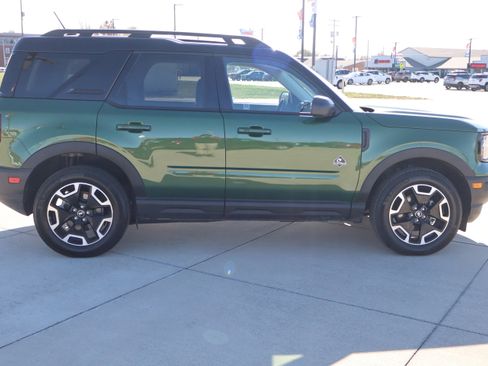 Used 2024 Ford Bronco Sport Outer Banks image 4