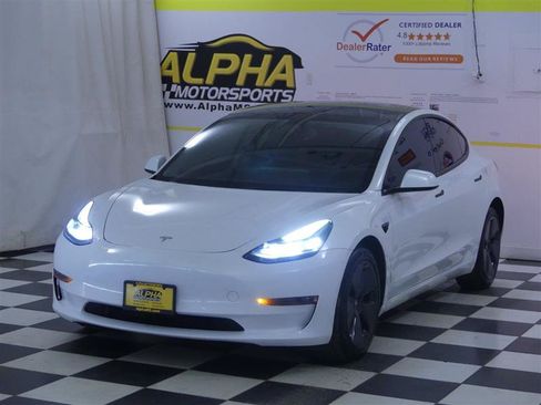 Used 2023 Tesla Model 3 Standard Range RWD image 3