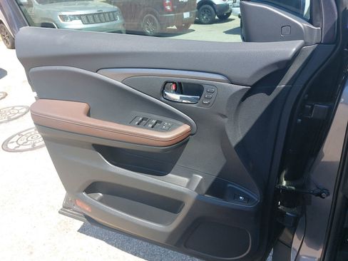 Used 2025 Honda Ridgeline RTL image 27