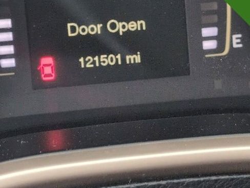 Used 2016 Jeep Cherokee Latitude w/ Cold Weather Group image 20