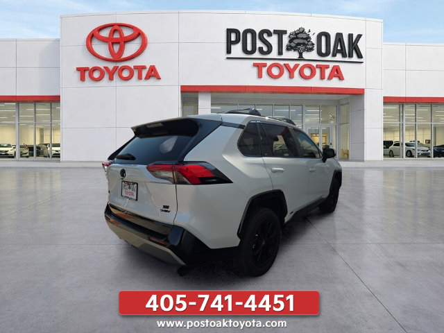 Used 2025 Toyota RAV4 SE AWD/4WD image 7