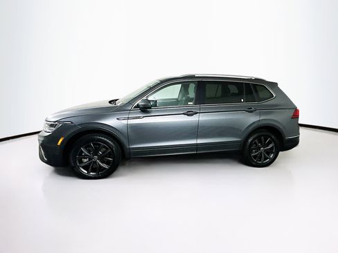 Used 2022 Volkswagen Tiguan SE image 4