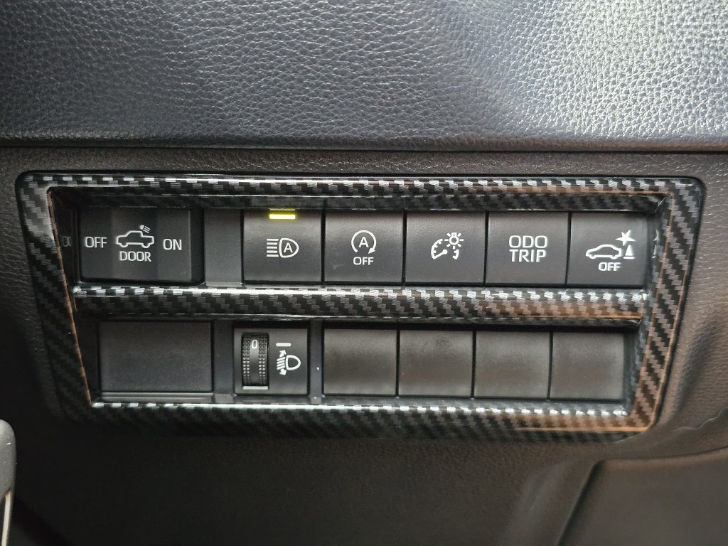 Used 2026 Toyota Tundra SR5 w/ SR5 Convenience Package AWD/4WD image 30