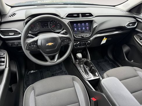 Used 2022 Chevrolet TrailBlazer LT w/ Convenience Package FWD image 15