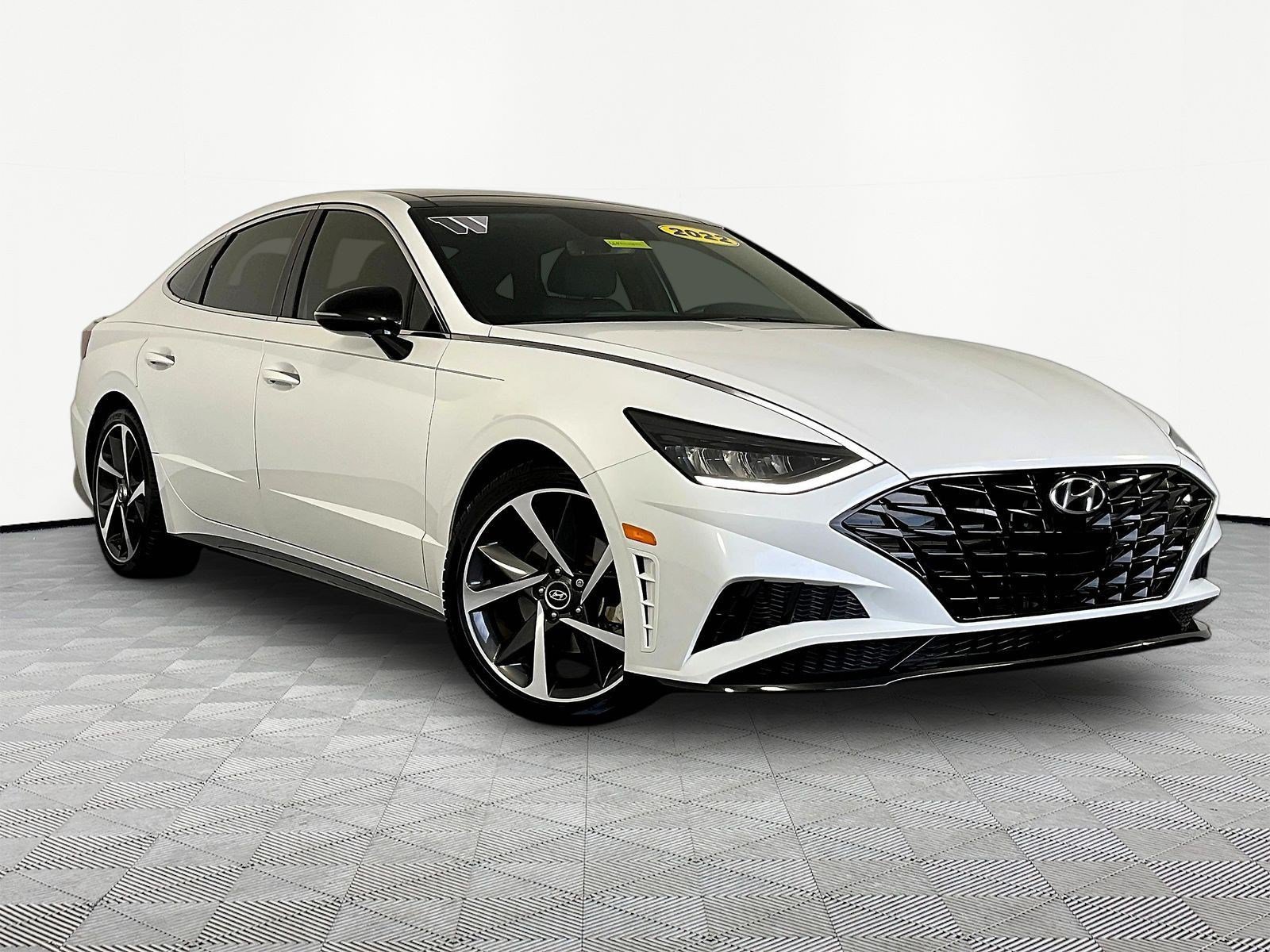 Used 2022 Hyundai Sonata SEL Plus FWD image 3
