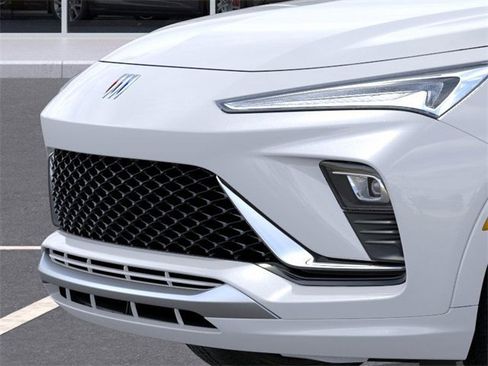 New 2026 Buick Envista Avenir image 13