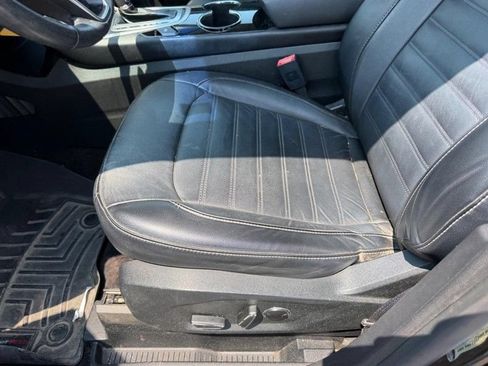 Used 2016 Ford Edge SEL w/ Equipment Group 201A FWD image 19