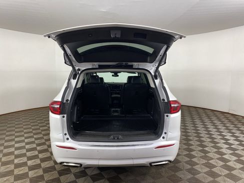 Used 2021 Buick Enclave Avenir w/ Avenir Technology Package image 33