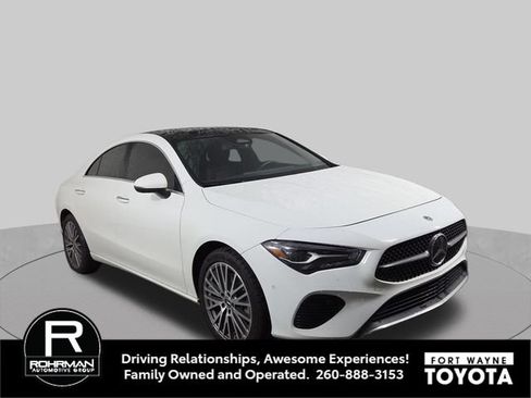 Used 2025 Mercedes-Benz CLA 250 image 4