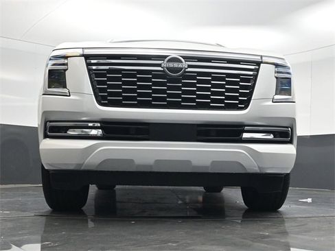 Used 2025 Nissan Armada SL w/ Captain's Chari Seat Package image 59