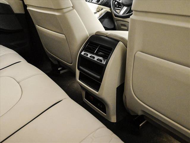 Used 2024 BMW X5 xDrive40i w/ M Sport Package AWD/4WD image 18