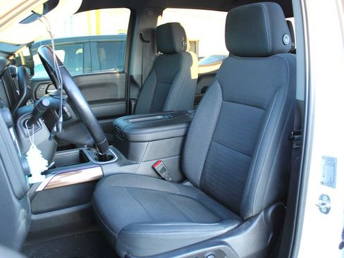 Used 2019 Chevrolet Silverado 1500 RST image 6