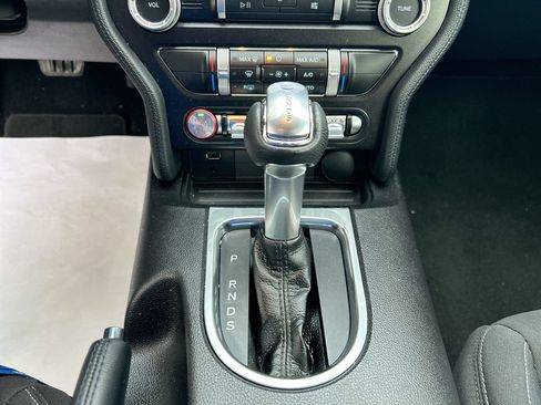 Used 2020 Ford Mustang Coupe w/ Equipment Group 101A RWD image 20