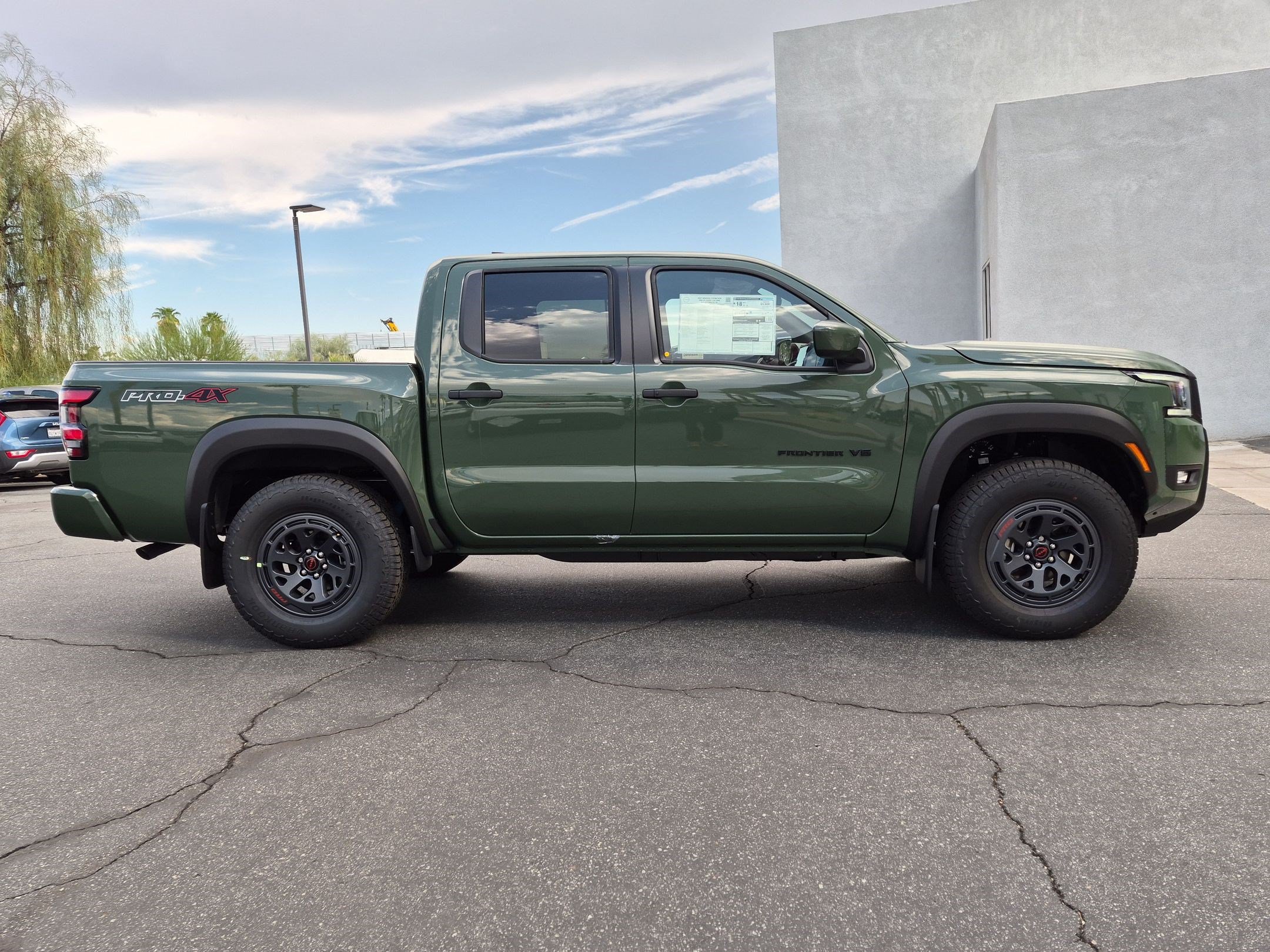 New 2027 Nissan Frontier PRO-4X w/ Tow Package AWD/4WD image 5