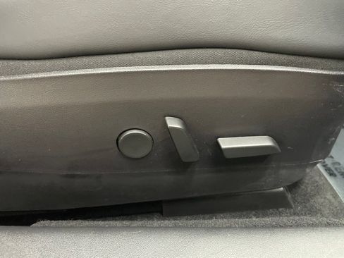 Used 2020 Tesla Model 3 Long Range image 38