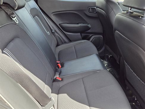 Certified 2023 Hyundai Venue Limited w/ Cargo Package image 15