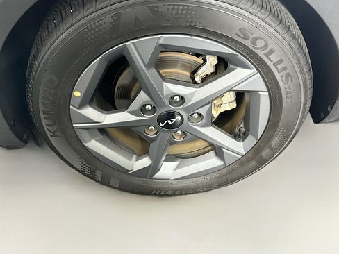 Used 2025 Kia K4 FWD image 11