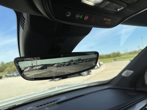 Certified 2025 Buick Enclave Avenir w/ Super Cruise Package image 31