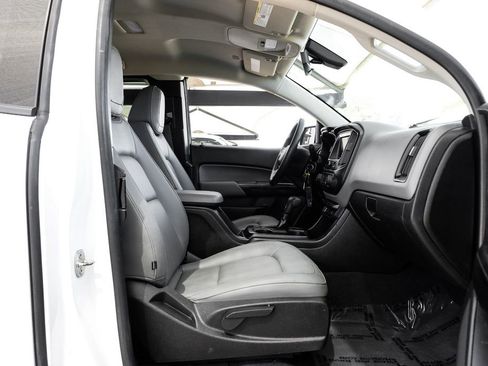 Used 2021 Chevrolet Colorado W/T w/ WT Convenience Package image 31