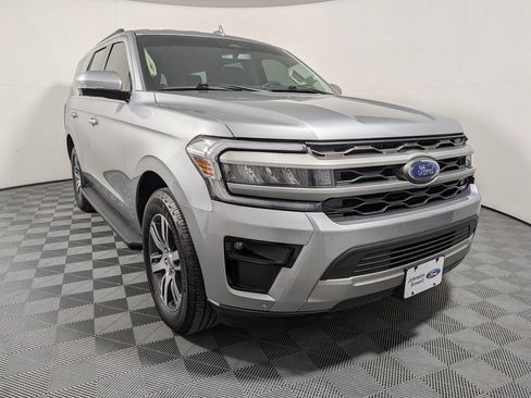Certified 2024 Ford Expedition XLT RWD image 1