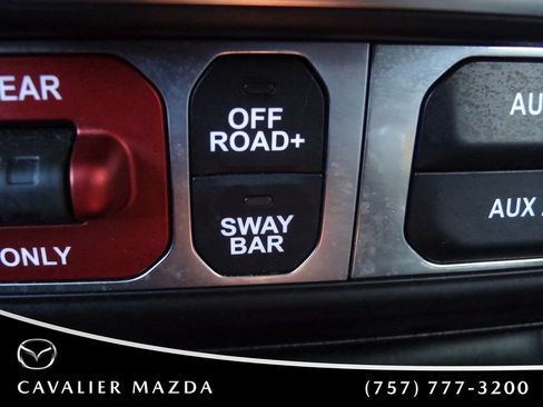 Used 2026 Jeep Gladiator Rubicon AWD/4WD image 39