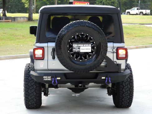 Used 2018 Jeep Wrangler Sport AWD/4WD image 31
