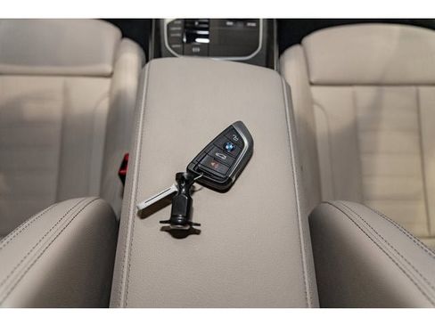 Used 2026 BMW 330i xDrive Sedan w/ Premium Package image 80