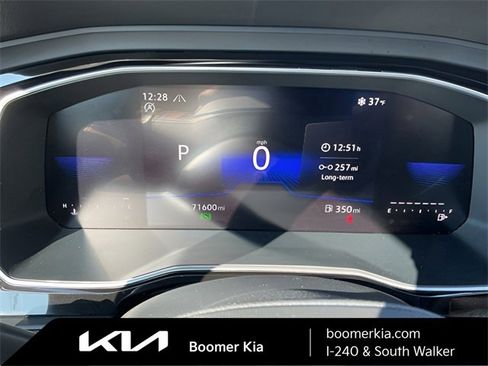 Used 2024 Volkswagen Jetta SE image 21