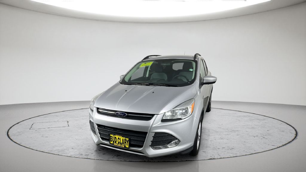 Used 2014 Ford Escape SE w/ Equipment Group 201A AWD/4WD image 2