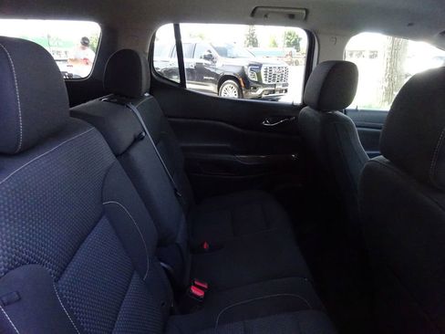 Certified 2023 GMC Acadia SLE w/ Driver Convenience Package FWD image 25