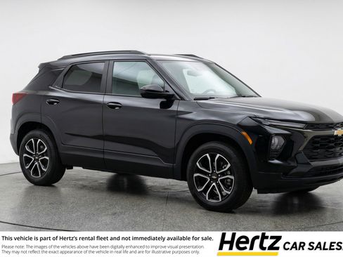 Used 2025 Chevrolet TrailBlazer LT image 1