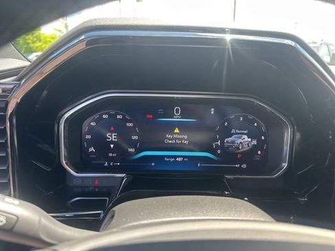 New 2026 Chevrolet Silverado 1500 High Country w/ LPO, Dark Essentials Package AWD/4WD image 21