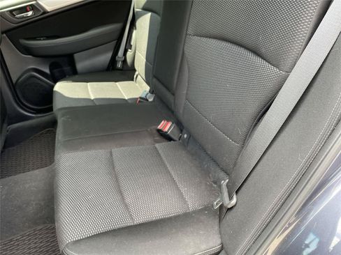 Used 2017 Subaru Outback 2.5i Premium AWD/4WD image 15