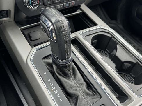 Used 2015 Ford F150 XLT w/ Equipment Group 302A Luxury image 19