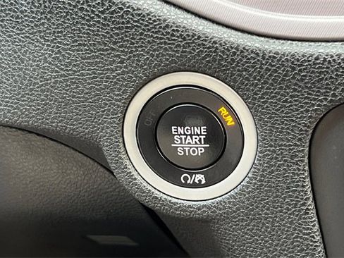 Used 2023 Dodge Charger SXT image 27