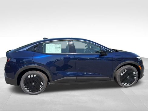 New 2026 Nissan Leaf FWD image 6
