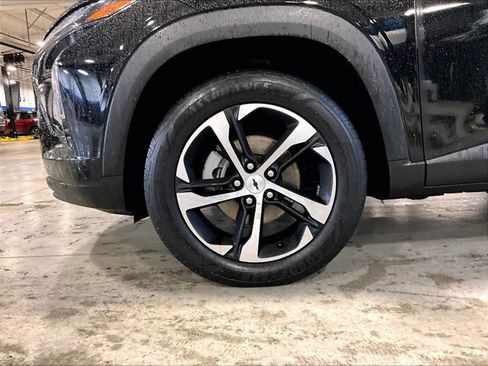 Used 2024 Chevrolet Trax RS image 7