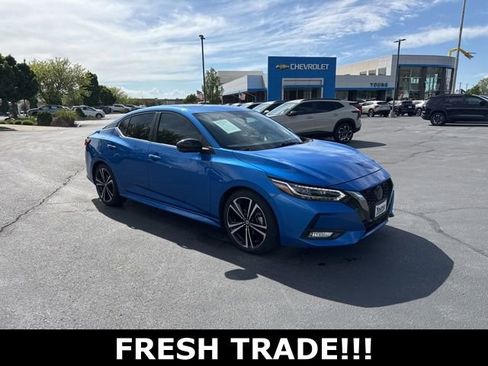 Used 2022 Nissan Sentra SR w/ SR Premium Package FWD image 1