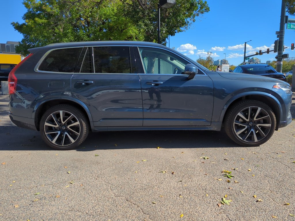 Used 2022 Volvo XC90 T6 Momentum w/ Advanced Package AWD/4WD image 8