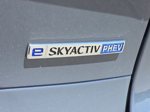 Certified 2025 MAZDA CX-70 Plug-In Hybrid w/ Premium Pkg AWD/4WD image 6