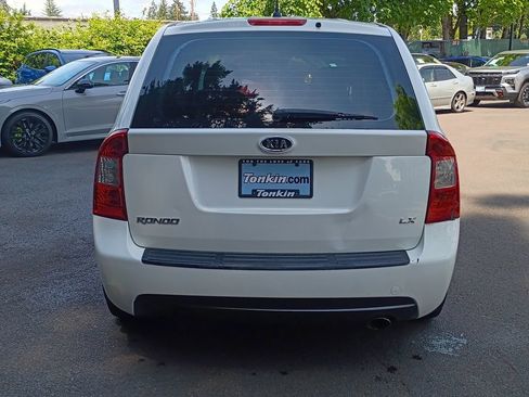 Used 2007 Kia Rondo LX FWD image 5