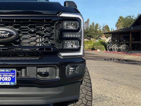 New 2025 Ford F250 XLT w/ Black Appearance Package AWD/4WD image 82