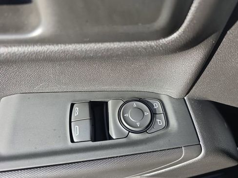 Used 2025 Chevrolet Silverado 1500 W/T w/ WT Value Package image 28