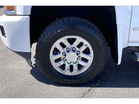 Used 2016 Chevrolet Silverado 3500 High Country w/ Duramax Plus Package AWD/4WD image 10