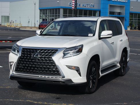 Used 2021 Lexus GX 460 Luxury w/ Sport Design Package AWD/4WD image 2