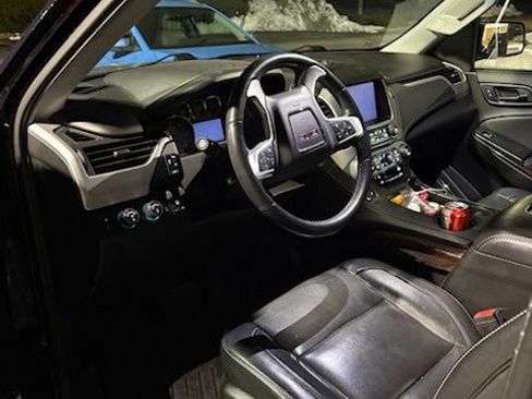 Used 2019 GMC Yukon SLT w/ Open Road Package image 4
