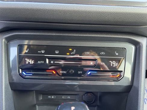 Used 2023 Volkswagen Tiguan SE image 20