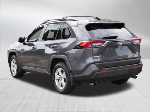 Used 2020 Toyota RAV4 XLE w/ Convenience Package AWD/4WD image 5