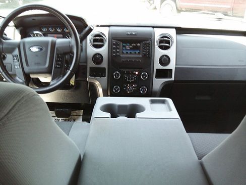 Used 2014 Ford F150 XLT w/ Equipment Group 302A Luxury AWD/4WD image 13
