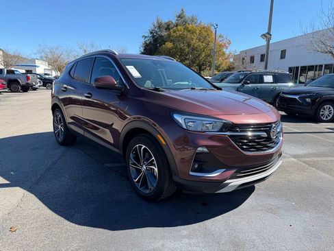 Used 2022 Buick Encore GX Select image 1